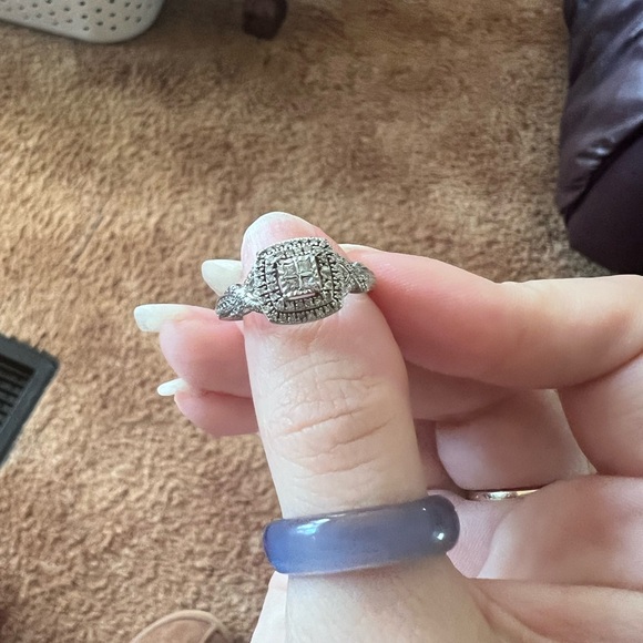 925 Sterling Silver Diamond Halo Setting Wedding
Engagement Ring. - Picture 15 of 17